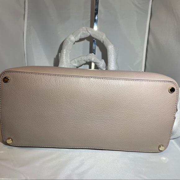 Kate Spade Larchmont Ave Evangelie Satchel - Picture 5 of 5